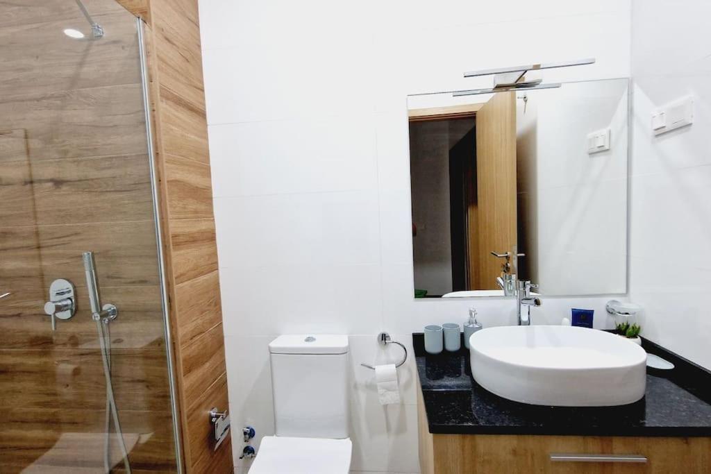 Апартаменты Apartamento Encantador Com Piscina E Vista Mar Прайя Экстерьер фото