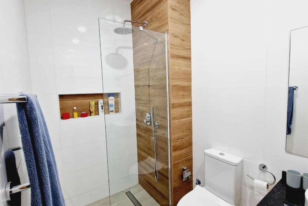 Апартаменты Apartamento Encantador Com Piscina E Vista Mar Прайя Экстерьер фото